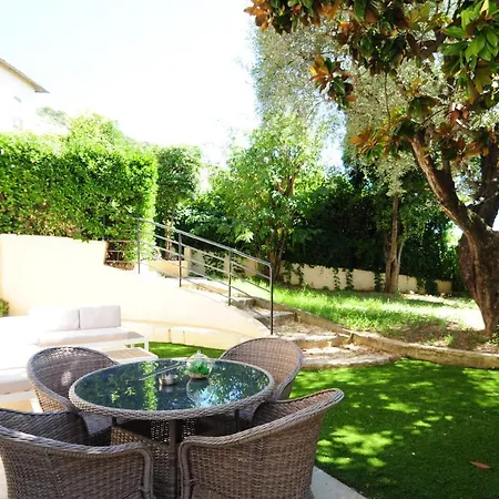 Les Volets Bleus Apartament