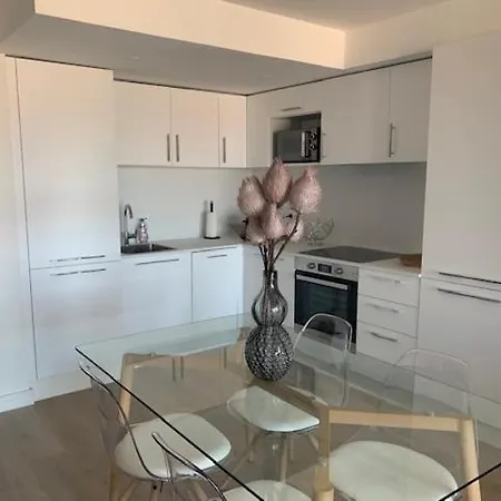 Les Volets Bleus Apartament *